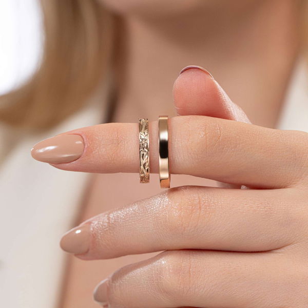 Sarmaşık İşlemeli Çift Alyans - Pare Pırlanta