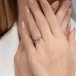 F Renk 0,70 Karat HRD Sertifikalı Tektaş Pırlanta Yüzük - 5