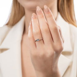 D Renk 0,30 Karat HRD Sertifikalı Tektaş Pırlanta Yüzük - 4